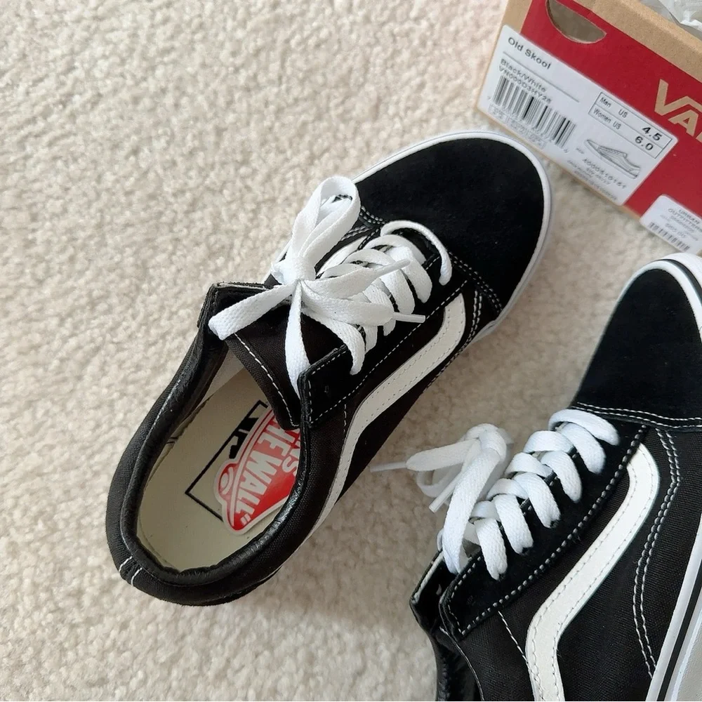 【NEW】Vans Old Skool Shoes - B4.5/W6 - Picture 3 of 9